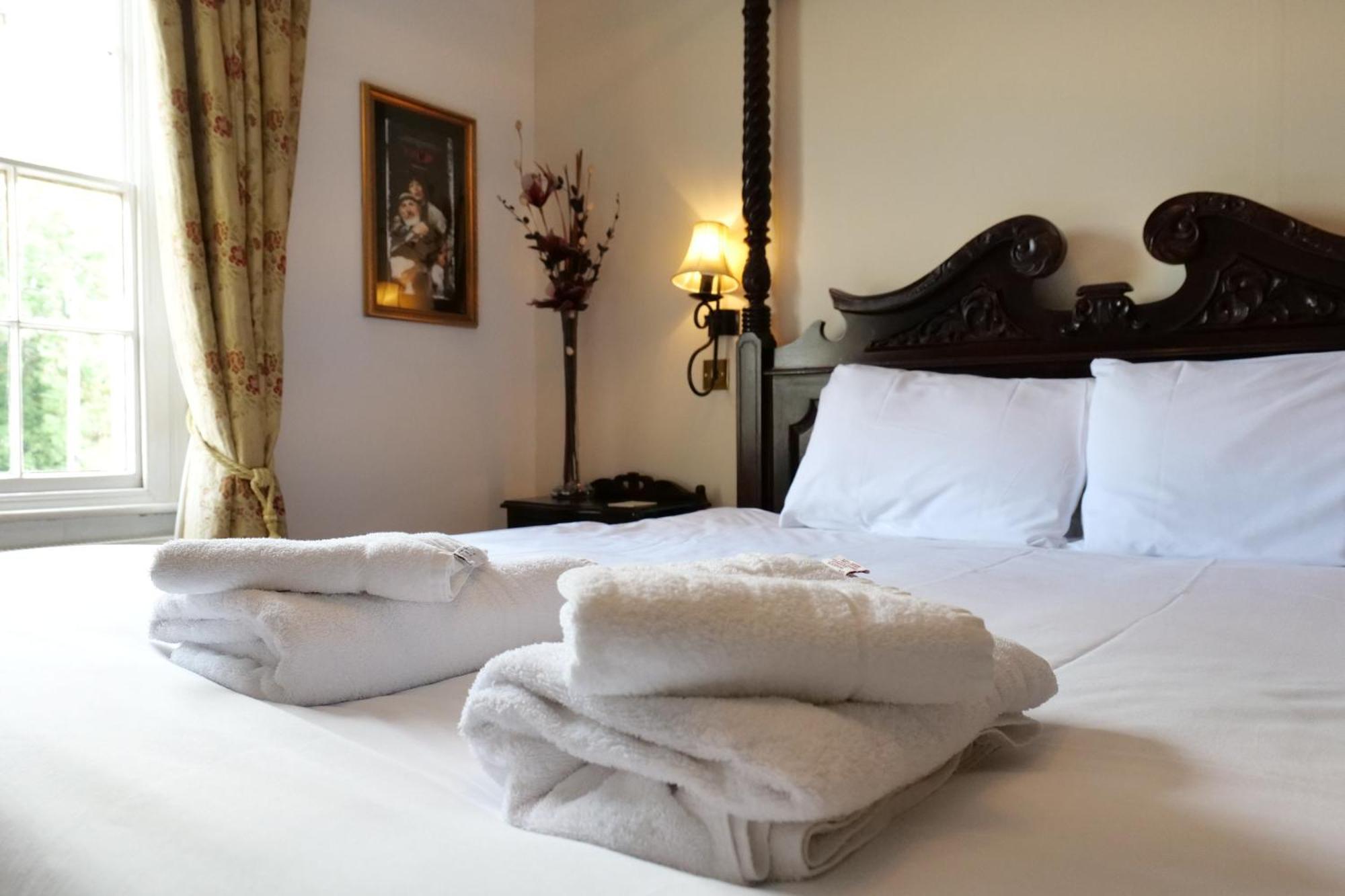 The Mary Arden Inn Stratford-upon-Avon Esterno foto