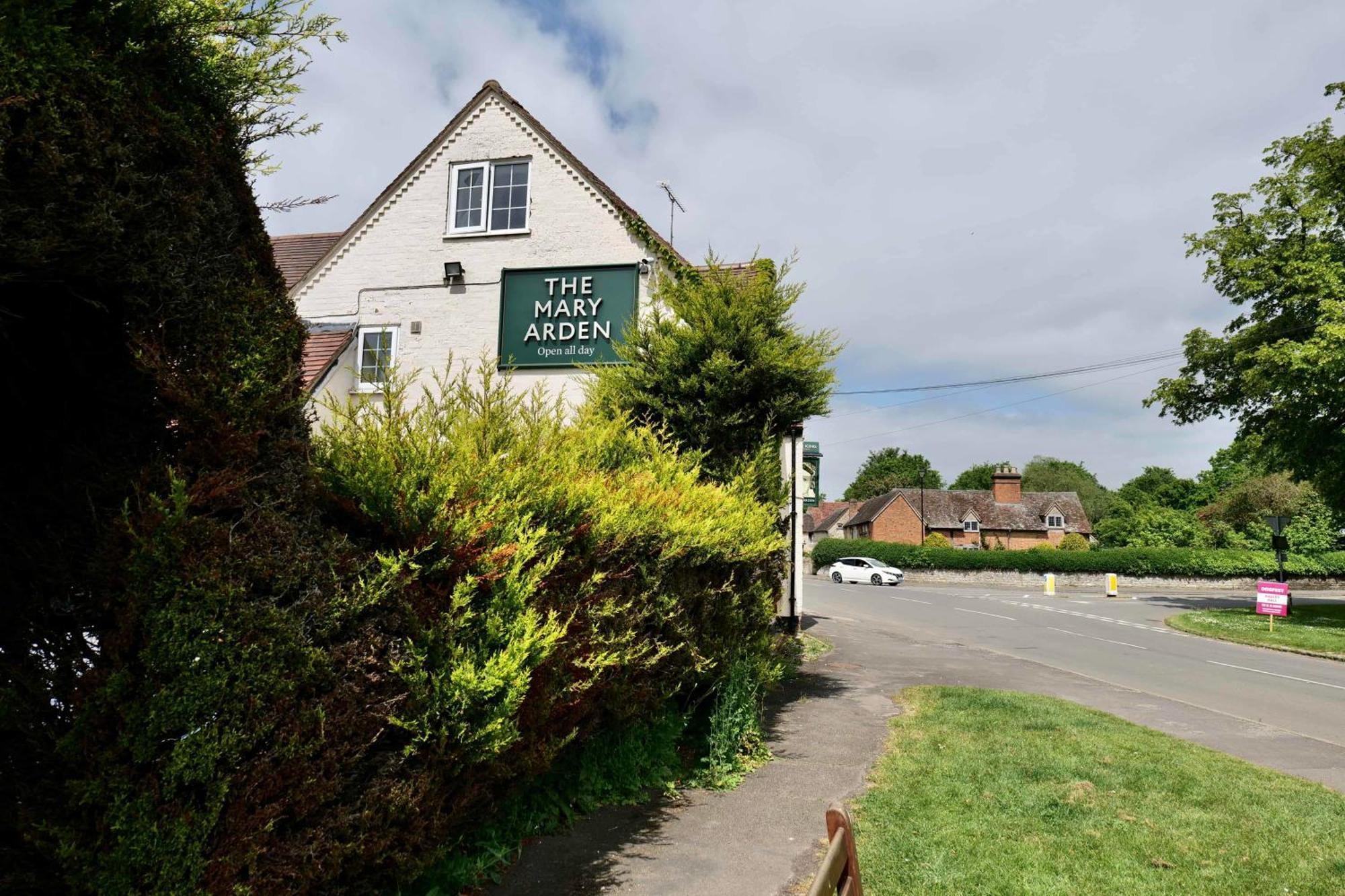 The Mary Arden Inn Stratford-upon-Avon Esterno foto